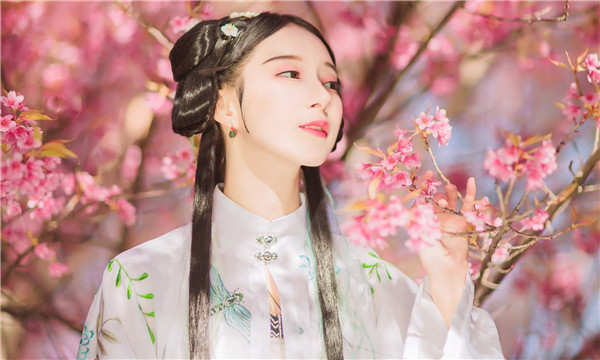 卢龙供卵试管婴儿：助您实现家庭梦想的科学方案